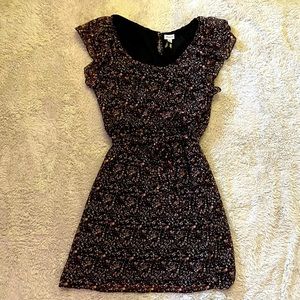 Dynamite — MIDI Cinched Waist Floral Dress — US Large